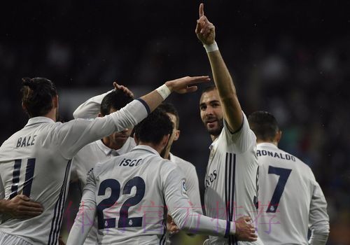 西甲-本泽马开场连进2球 皇马2-1毕巴8分领跑 西甲-本泽马开场连进2球 皇马2-1毕巴8分领跑